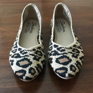Skechers Leopard Flats